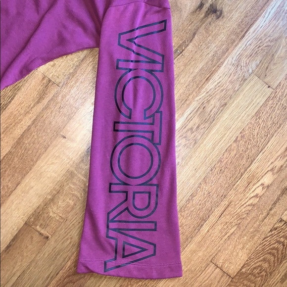 Victoria’s Secret crop top Sweatshirt - Picture 3 of 3